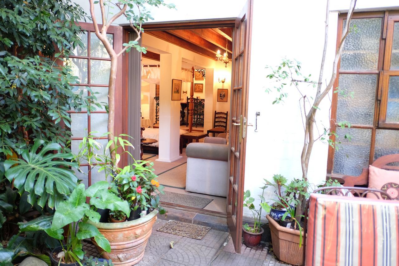 Jambo Guest House Cape Town Bagian luar foto